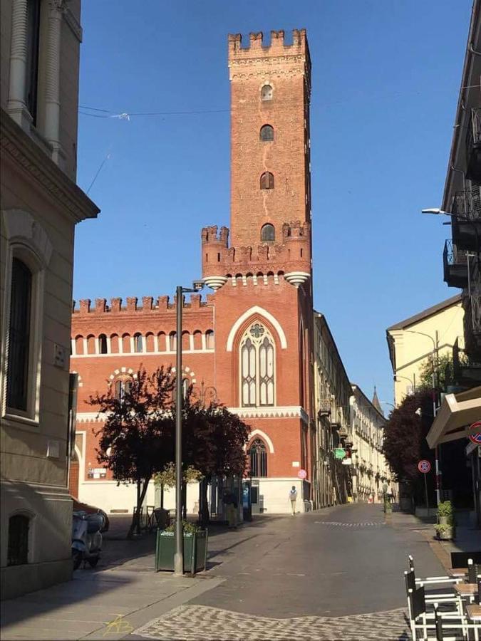 Location Turistic Monolocale Nel Parco Del Santuario Lägenhet Asti Exteriör bild
